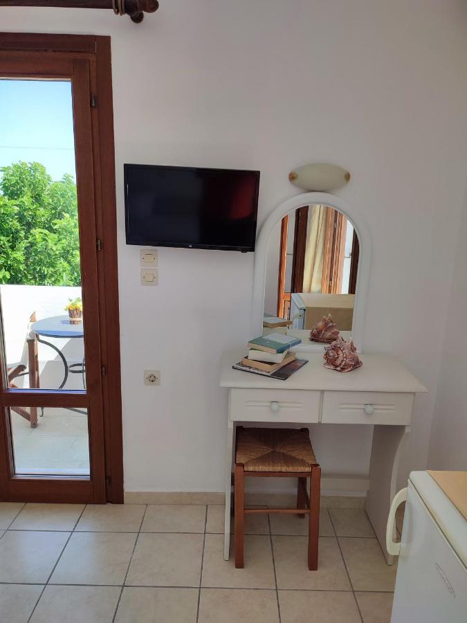Afendra Hotel Skyros Exterior photo