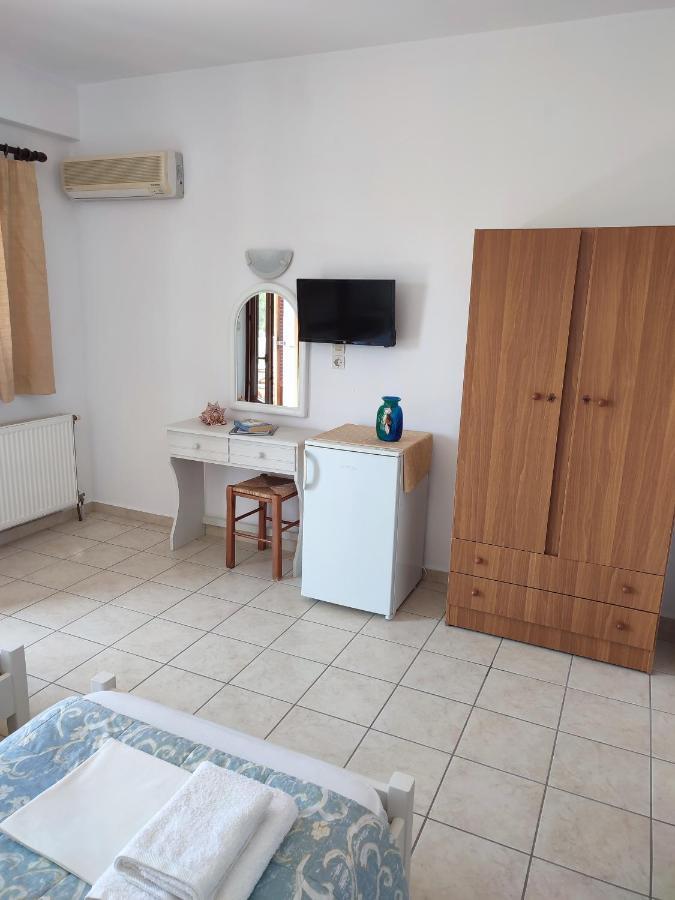 Afendra Hotel Skyros Exterior photo